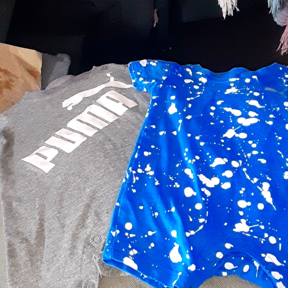 OUTFITS